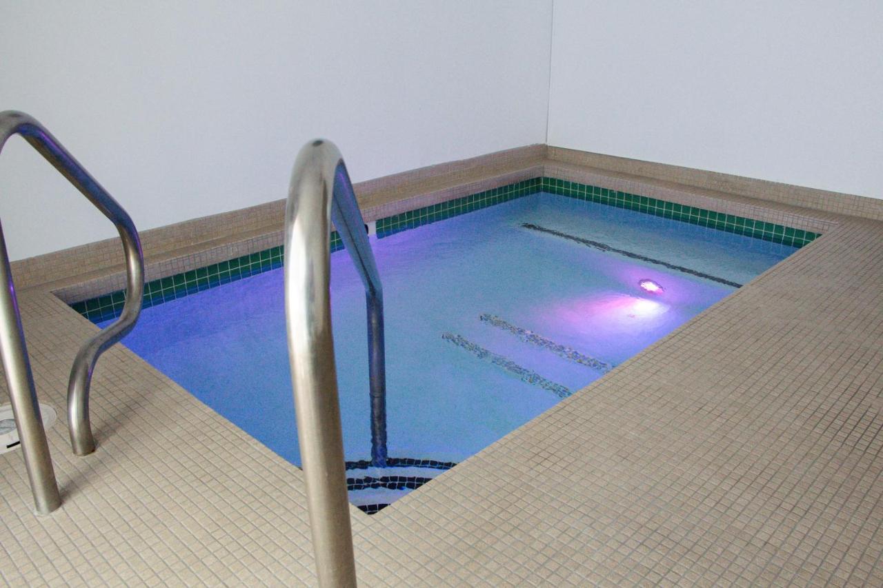 Aqua Soleil Hotel&Mineral Water Spa Desert Hot Springs Eksteriør billede
